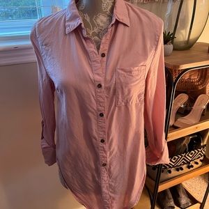 Really cute button up top. Size small
